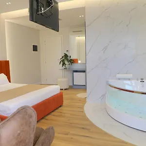 Strora 4* Sarandë